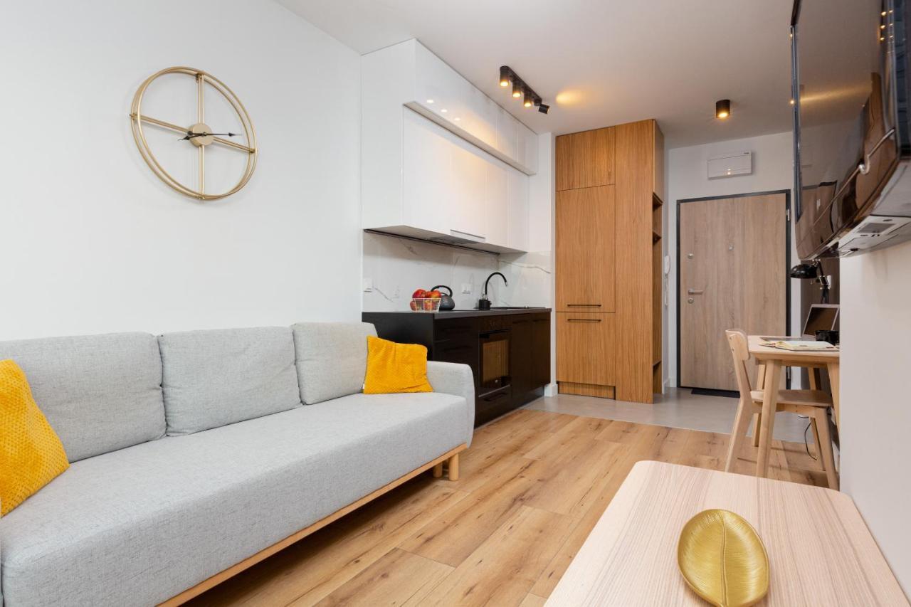 Atrium Promenada Apartments Goclaw By Noclegi Renters Warszawa Eksteriør bilde